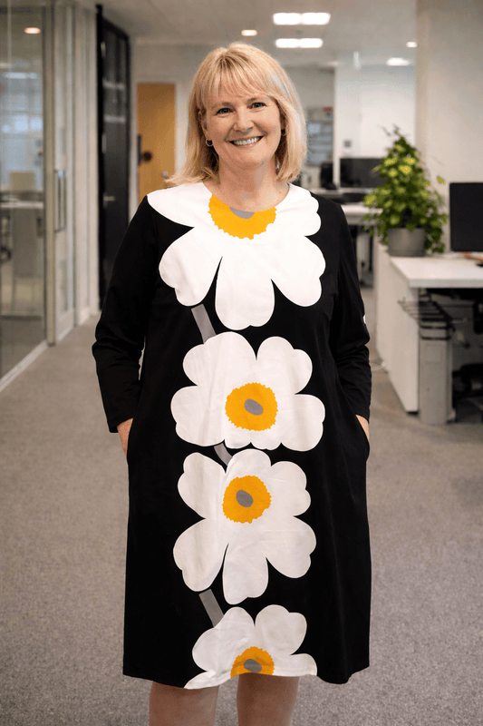Mekko Lenita  Marimekko Unikko kuosi koko 42